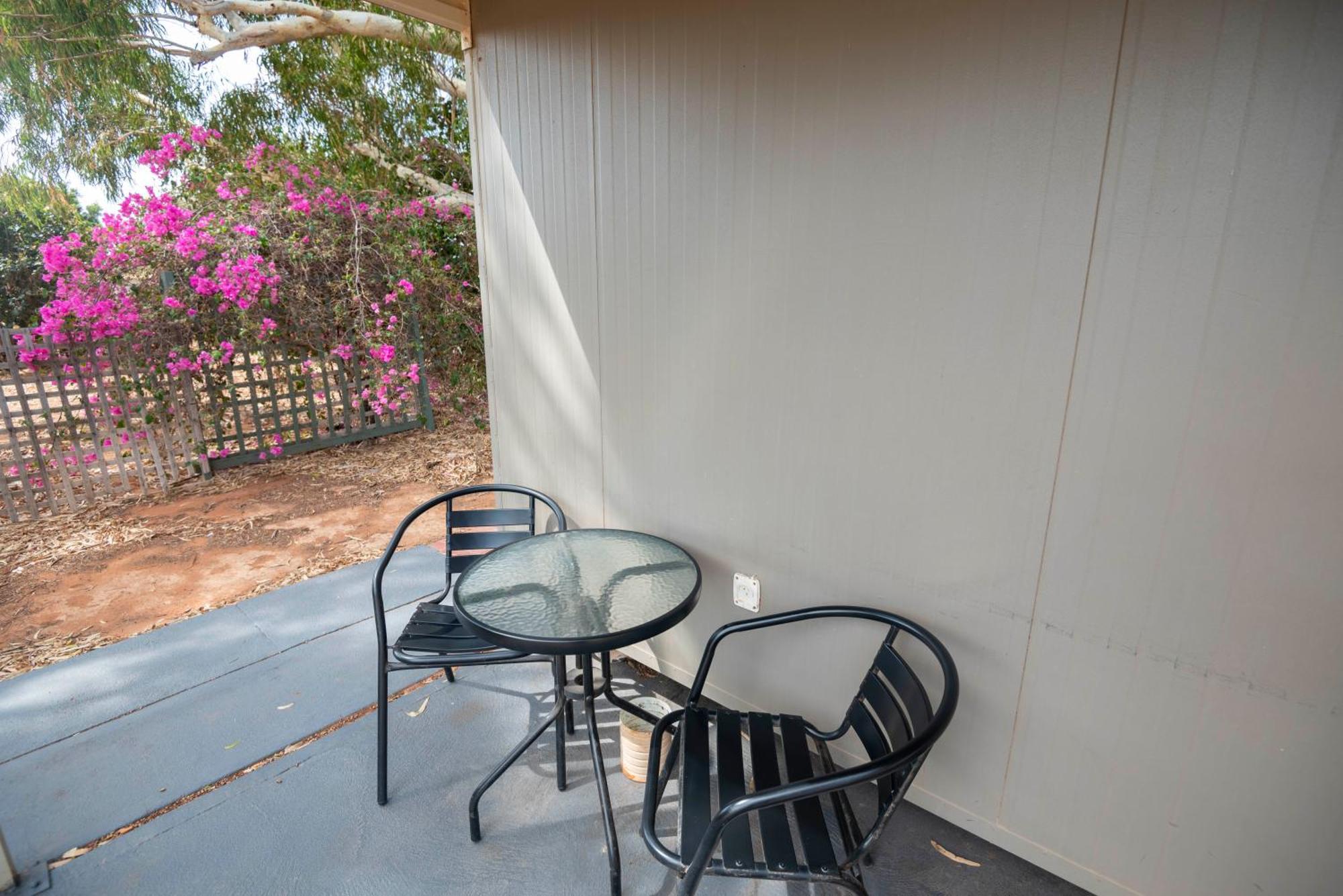 Capricorn Holiday Park Carnarvon Exterior foto