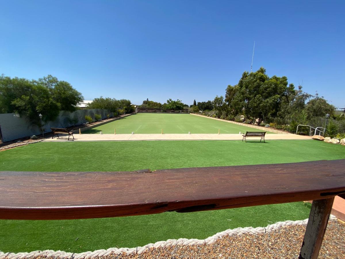 Capricorn Holiday Park Carnarvon Exterior foto