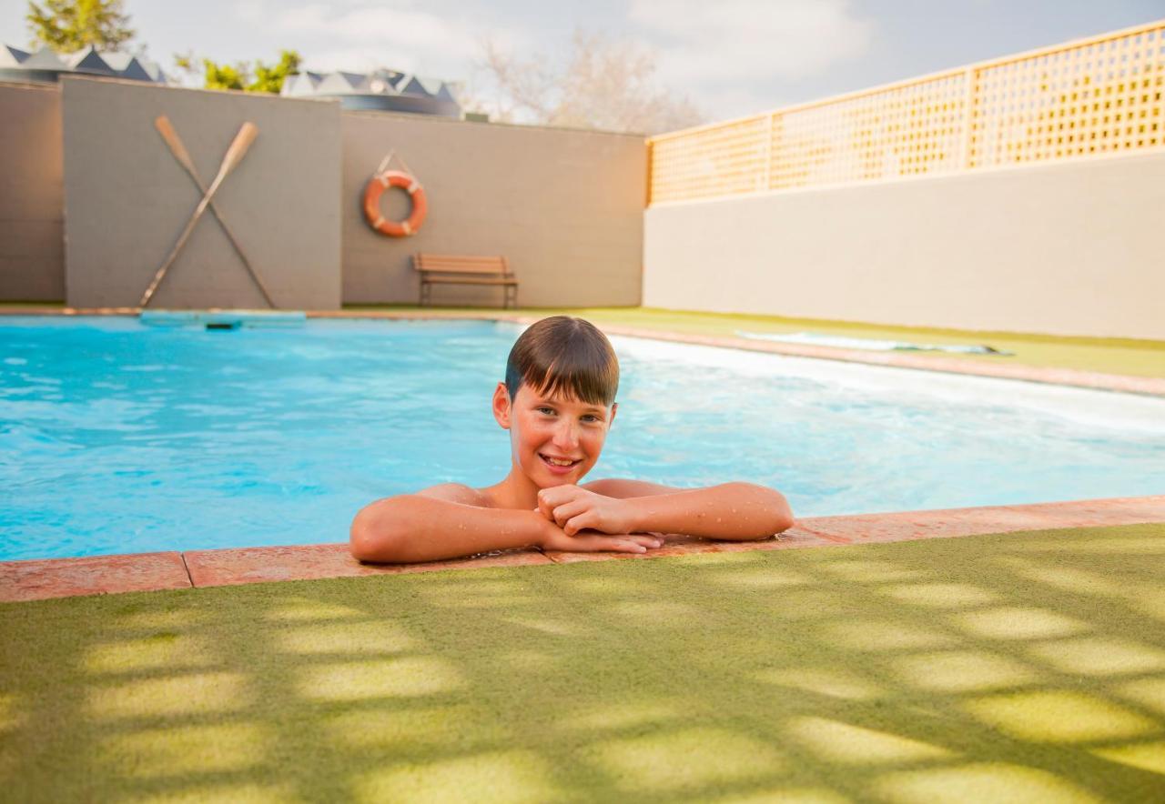Capricorn Holiday Park Carnarvon Exterior foto